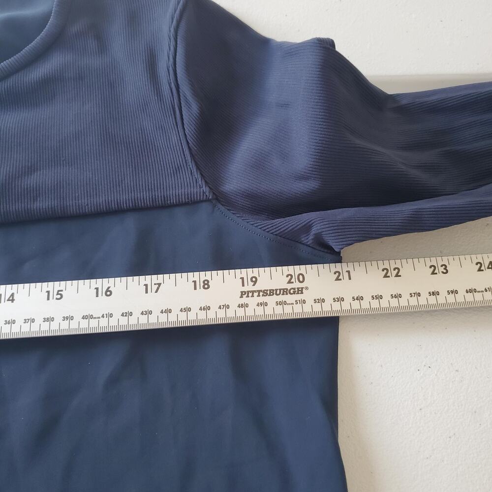 Lululemon Shirt Womens Medium Navy Blue Long Sleeve Ribbed Panel Athletic Top - Picture 5 of 7